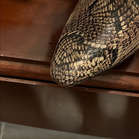 Vince Camuto Snakeskin Heeled Boots - Brown 8.5 - Picture 9 of 10